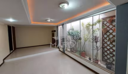 Casa em condomínio fechado com 3 quartos à venda na Avenida Cai, 255, Cristal, Porto Alegre por R$ 848.000