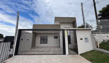 Casa Térrea com 01 Quarto e 01 Suíte no bairro Santa Cruz