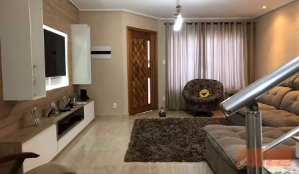 Lindo Sobrado à Venda ? Espaço, Conforto e Sofisticação!