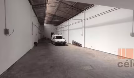 Galpão para venda na Mooca/SP, 380 m² por R$ 1.900.000,00