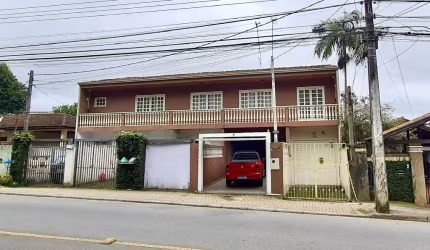 Oportunidade em Santa Felicidade: Sobrado com 170 m² Excelente Localização