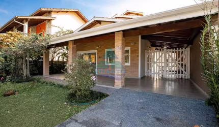 Casa com 3 quartos, Condomínio Lagoinha, Ubatuba - R$ 1.7 mi, Cod: 1834