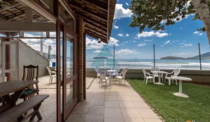 Casa com 4 quartos, Praia do Sapê, Ubatuba - R$ 3.6 mi, Cod: 2606