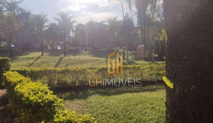 Chácara de 5700 m² com benfeitorias e porteira fechada por R$ 680.000 - Zona Rural - Bela Vista de Goiás/GO