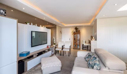 Apartamento com 2 quartos à venda na Avenida Grécia, 1000, Passo da Areia, Porto Alegre por R$ 760.000