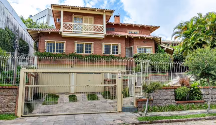 Casa em condomínio fechado com 4 quartos à venda na Rua de La Grange, 339, Três Figueiras, Porto Alegre por R$ 4.280.000