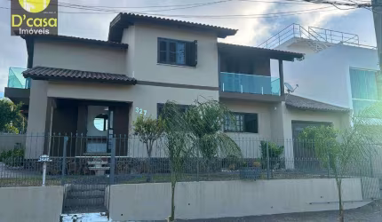 Belíssima casa com 4 dormitórios à venda, 200 m² por R$ 790.000 - Jansen - Gravataí/RS