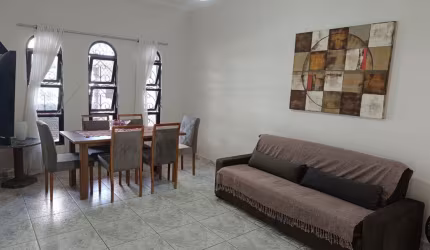 Casa comercial no bairro da Guilhermina