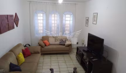 Sobrado 2 Dormitórios à Venda, 106m² - Bairro Santa Maria, Santo André/SP.