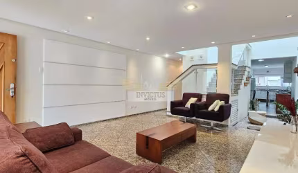 Sobrado com 4 Quartos para Comprar, 201m² - Vila Pinheirinho, Santo André/SP.
