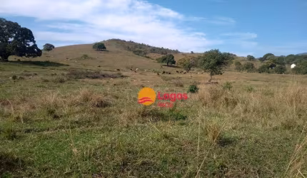 Área à venda, 360000 m² por R$ 960.000,00 - Monjolo - São Gonçalo/RJ
