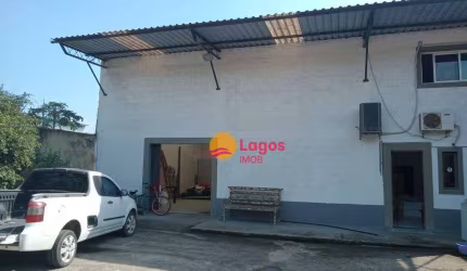Galpão  por R$ 990.000 - Engenho do Mato /RJ