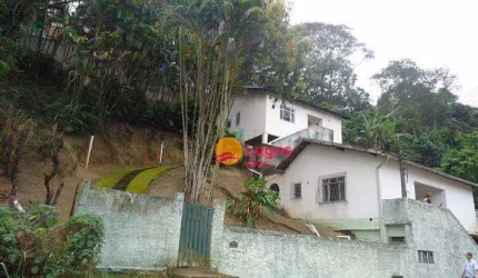 Casa com 2 dormitórios à venda, 900 m² por R$ 700.000,00 - Itaipu - Niterói/RJ