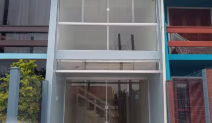 DUPLEX PRÓXIMO A AV SANTA ROSA EM IMBÉ