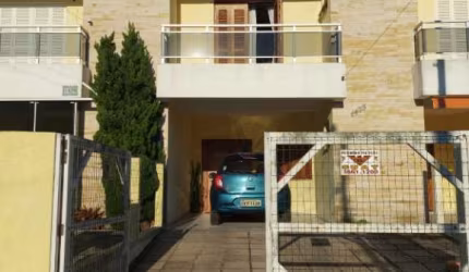 ÓTIMO DUPLEX MOBILIADO COM 03 DORMITÓRIOS PRÓXIMO AO CENTRO DE TRAMANDAÍ!!