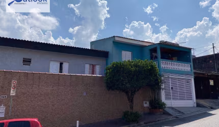 Sobrado com 5 dormitórios à venda, 260 m² por R$ 750.000,00 - Taboão - Diadema/SP