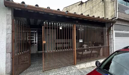 Casa com 2 dormitórios à venda, 140 m² por R$ 450.000 - Centro - Diadema/SP