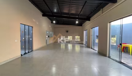 Salão comercial para locação em Cravinhos / SP