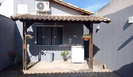 Casa com 2 dormitórios à venda, 51 m² por R$ 270.000,00 - Califórnia - Barra do Piraí/RJ