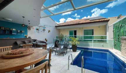 Casa com 3 dormitórios à venda, 111 m² por R$ 1.200.000,00 - Jardim Belvedere - Volta Redonda/RJ