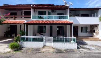 Casa duplex com 3 quartos (sendo 1 suíte), 210,85m² de terreno, em Stella Maris!