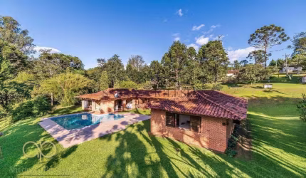 Chácara com 7 dormitórios à venda, 72600 m² por R$ 2.900.000,00 - Roseira - Colombo/PR