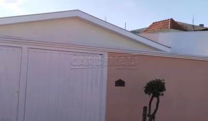 Esta é sua grande chance de morar ou ter seu comercio em uma Casa com ótima localização em São Carlos