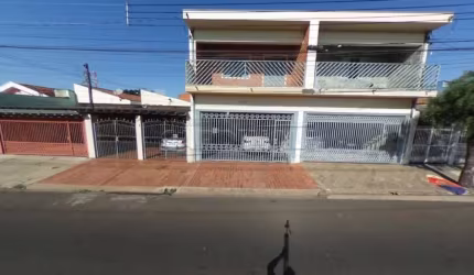Casa Sobrado em São Carlos