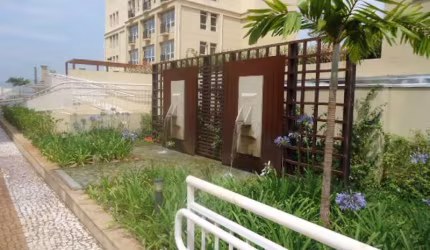 Comercial Sala / Salão com Condomínio em São Carlos