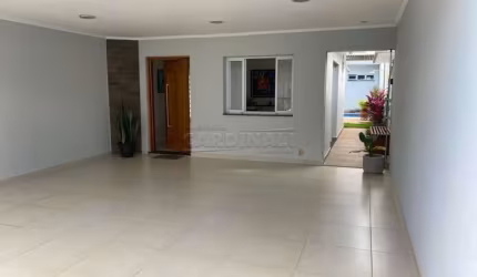Casa Sobrado em São Carlos