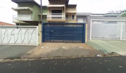 Casa Sobrado em São Carlos