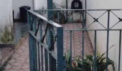 Imóvel Muito bem localizada e pronta para morar num bairro que da acesso ao Centro da Cidade.