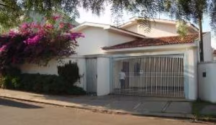 Casa Sobrado em São Carlos
