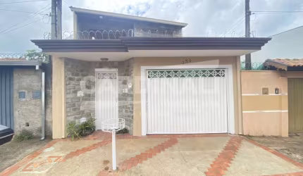 Casa Padrão em São Carlos