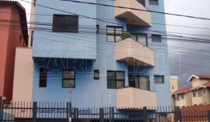 Apartamento de frente a USP, próximo a farmácia, padaria, mercado, posto de gasolina.