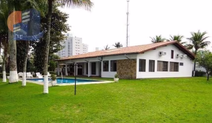Casa c/ 1700 m² de Terreno, piscina e churrasqueira  Lado Praia!
