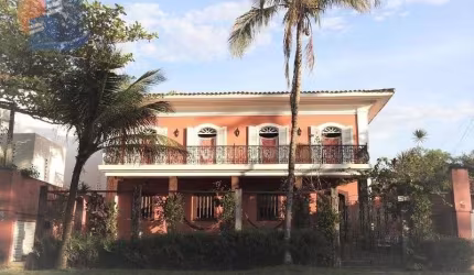 Casa Estilo Colonial, apenas 150 metros da praia de Pernambuco .