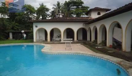 Ideal para hotel e Pousada/03 Dormitórios quintal c/piscina Pernambuco Guarujá.