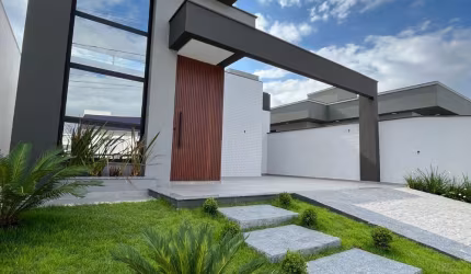 Casa no Bela Vista com 3 quartos sendo 1 suíte, 2 banheiros e 4 vagas de garagem