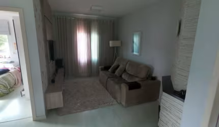 Casa na Pedra Branca com 3 suítes, mobiliada