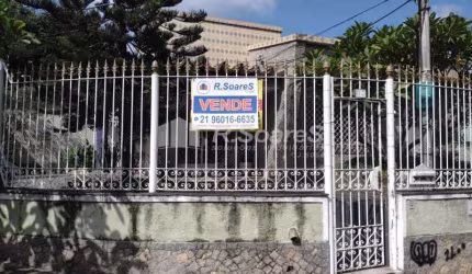 Casa com 3 quartos à venda na Rua Jabitaca, Vila Valqueire, Rio de Janeiro, 195 m2 por R$ 857.500