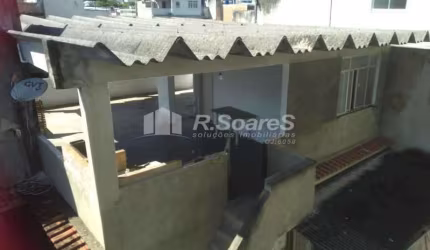 Casa com 2 quartos à venda na Rua Comendador Agostinho D'Almeida, Oswaldo Cruz, Rio de Janeiro, 150 m2 por R$ 350.000