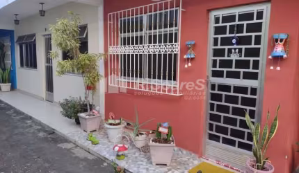 Casa em condomínio fechado com 3 quartos à venda na Rua Frei Sampaio, Marechal Hermes, Rio de Janeiro, 86 m2 por R$ 390.000