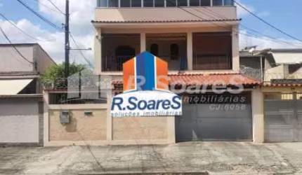 Casa com 5 quartos à venda na Rua Pereira Frazão, Praça Seca, Rio de Janeiro, 233 m2 por R$ 700.000