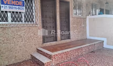 Casa com 2 quartos à venda na Rua Marina, Bento Ribeiro, Rio de Janeiro, 70 m2 por R$ 315.000