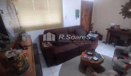 Apartamento com 2 quartos à venda na Rua Frei Caneca, Estácio, Rio de Janeiro, 50 m2 por R$ 230.000