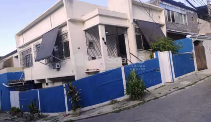 Casa com 6 quartos à venda na Rua Quiririm, Vila Valqueire, Rio de Janeiro, 186 m2 por R$ 260.000