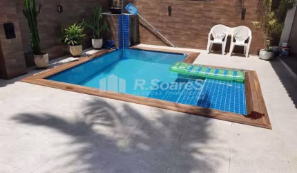 Casa em condomínio fechado com 4 quartos à venda na Alameda do Jequitibá, Vargem Grande, Rio de Janeiro, 240 m2 por R$ 1.200.000