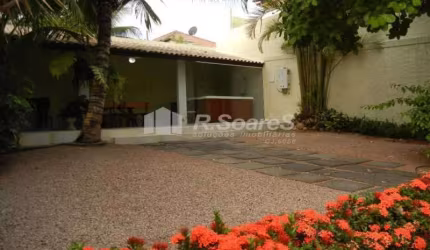 Casa com 2 quartos à venda na Rua Evaristo de Morais, Vila Valqueire, Rio de Janeiro, 220 m2 por R$ 1.270.000