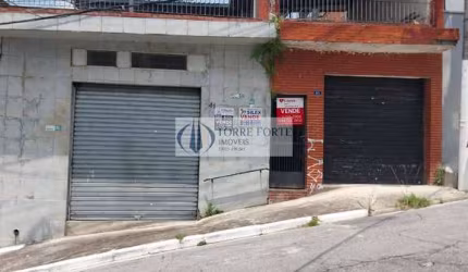 Casa antiga com 2 dormitorios 1 suite 2 vagas no Parque São Lucas.